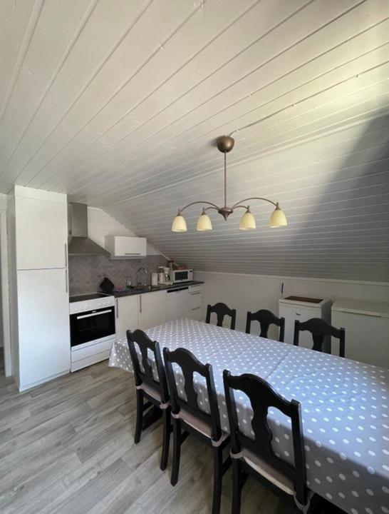 Skottneset Feriesenter Hotel Barmen ภายนอก รูปภาพ